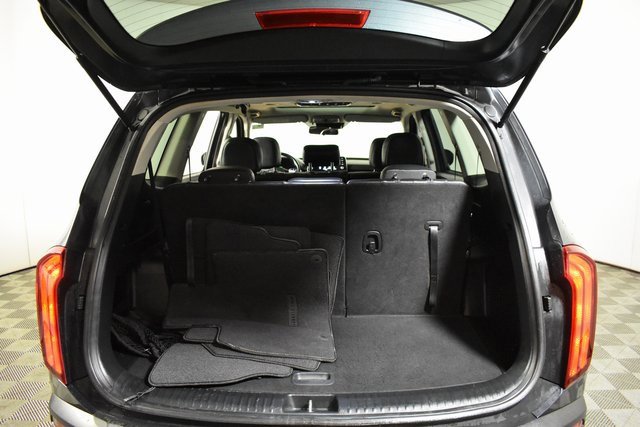 Used 2020 Kia Telluride S w/ S 8 Passenger Seating Package image 35