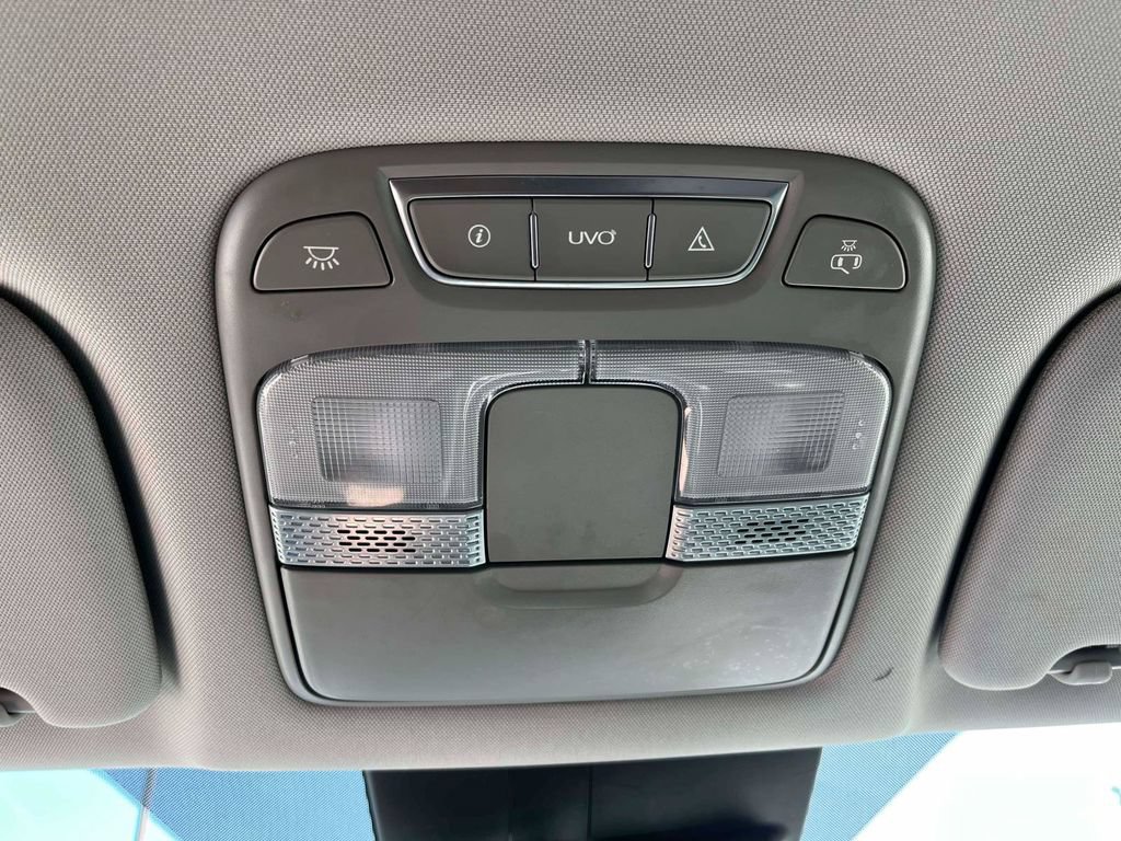 Used 2022 Kia Telluride LX AWD/4WD image 25