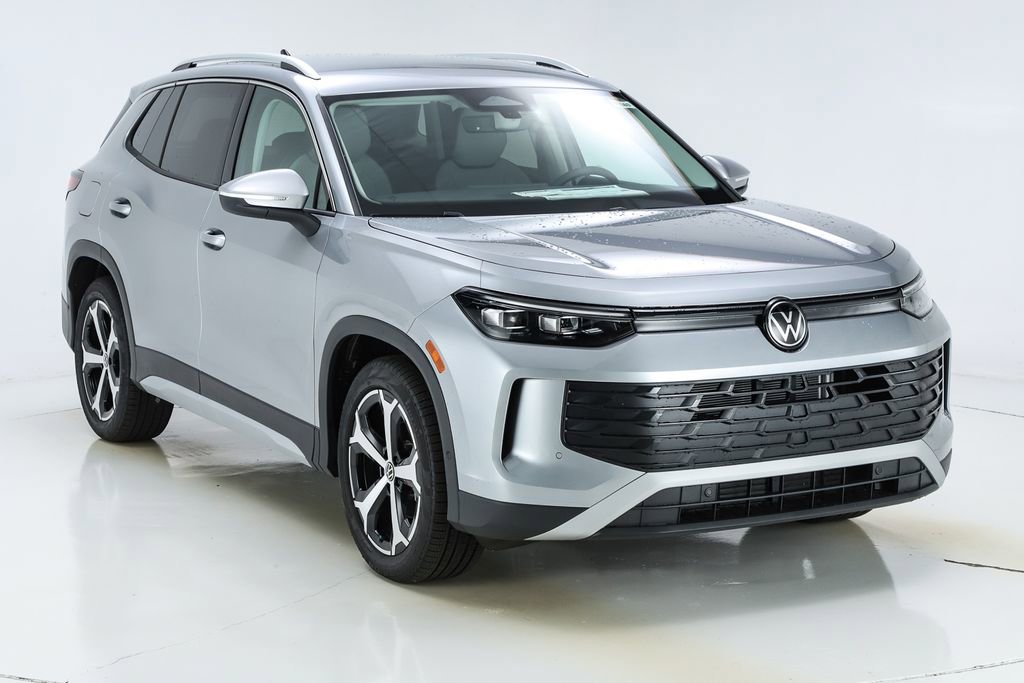 New 2026 Volkswagen Tiguan SE FWD image 15