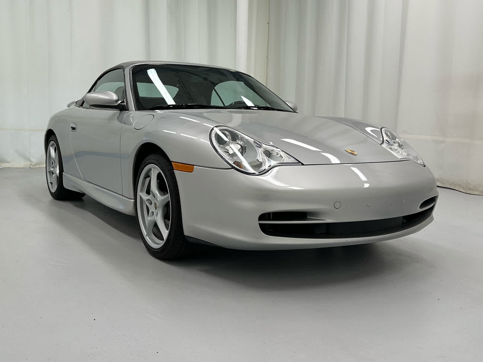 Used 2003 Porsche 911 Carrera 4 AWD/4WD image 9