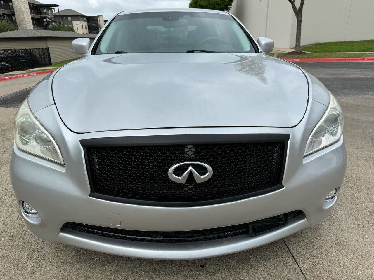 Used 2011 INFINITI M37 w/ Premium Pkg RWD image 8