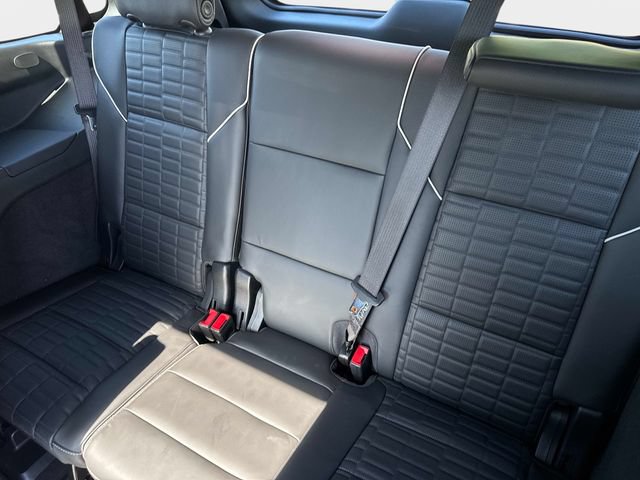 Certified 2025 Cadillac Escalade Sport Platinum w/ LPO, Floor Liner Package AWD/4WD image 13