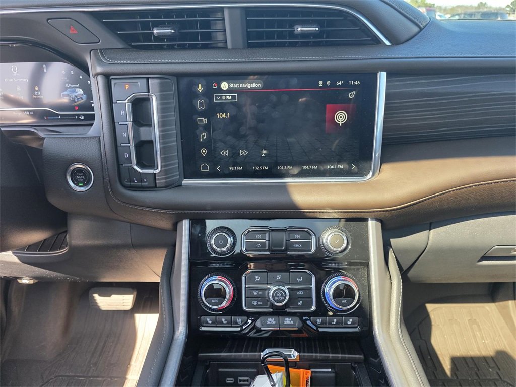 Used 2024 GMC Yukon Denali w/ Denali Reserve Package image 27