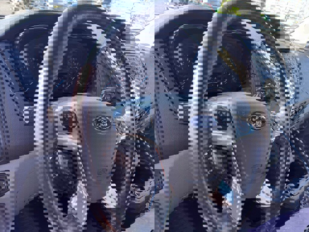 Used 2017 Ford Transit 150 XL image 33