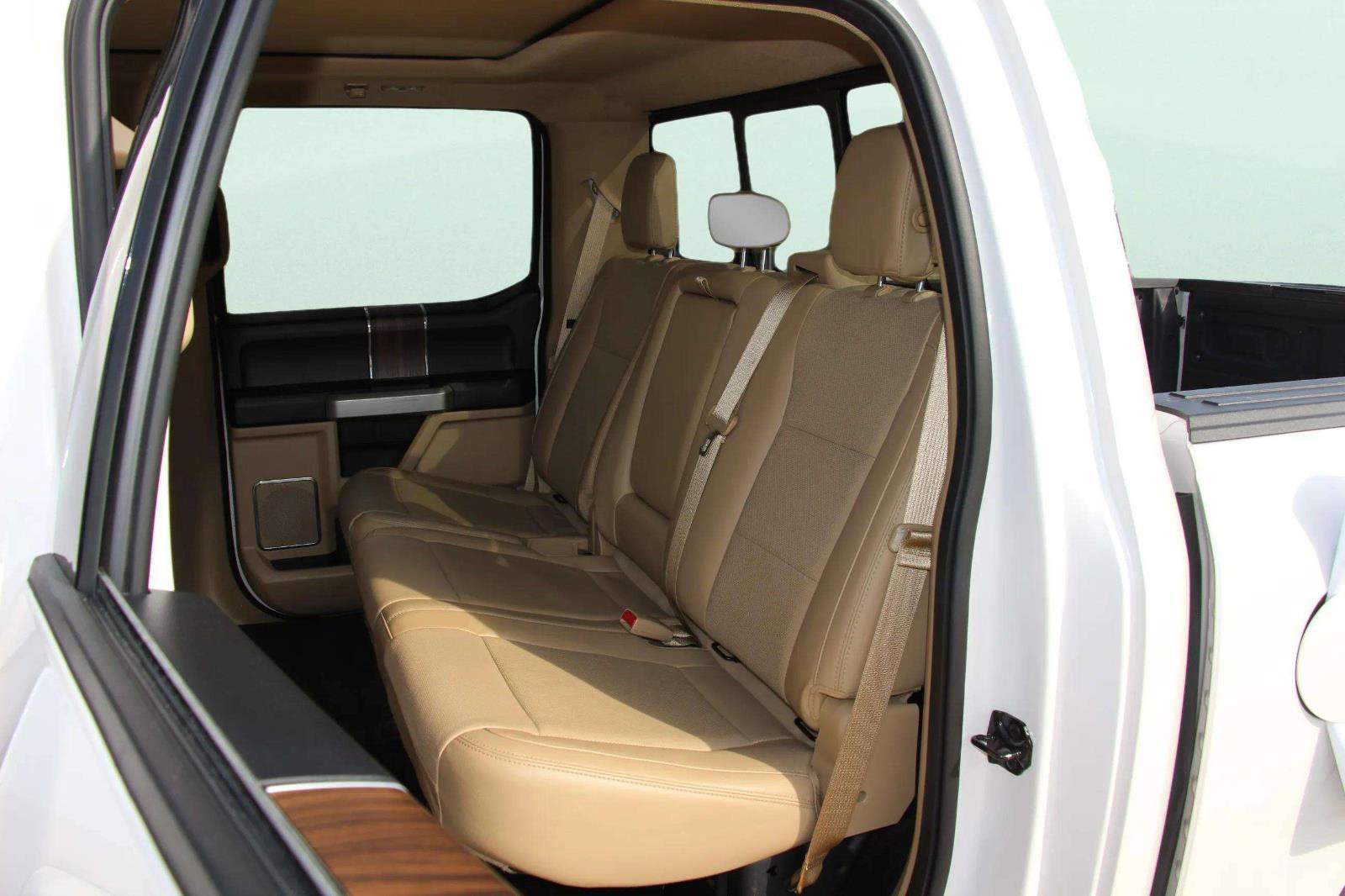 Used 2016 Ford F150 Lariat image 25