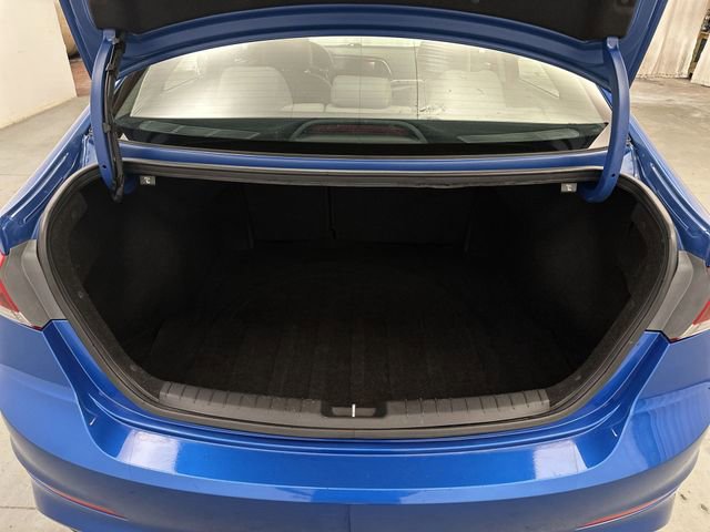 Used 2017 Hyundai Elantra SE w/ SE A/T Tech Package 03 image 22