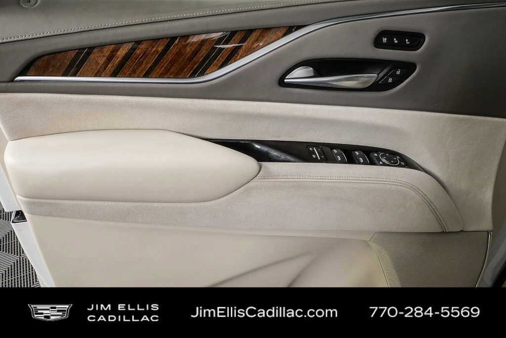 Used 2023 Cadillac Escalade Premium Luxury Platinum image 6
