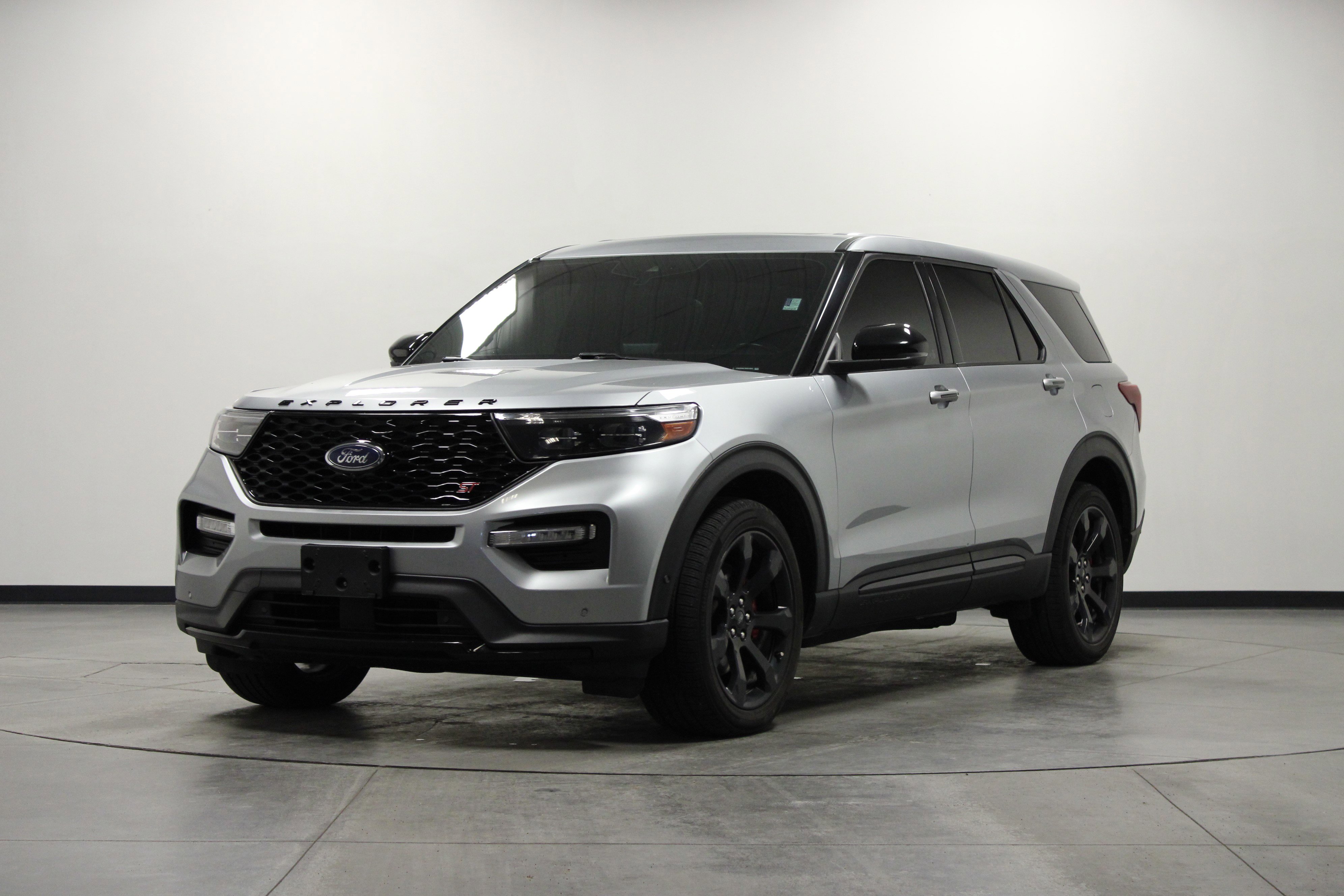 Used 2022 Ford Explorer ST w/ Equipment Group 401A image 8
