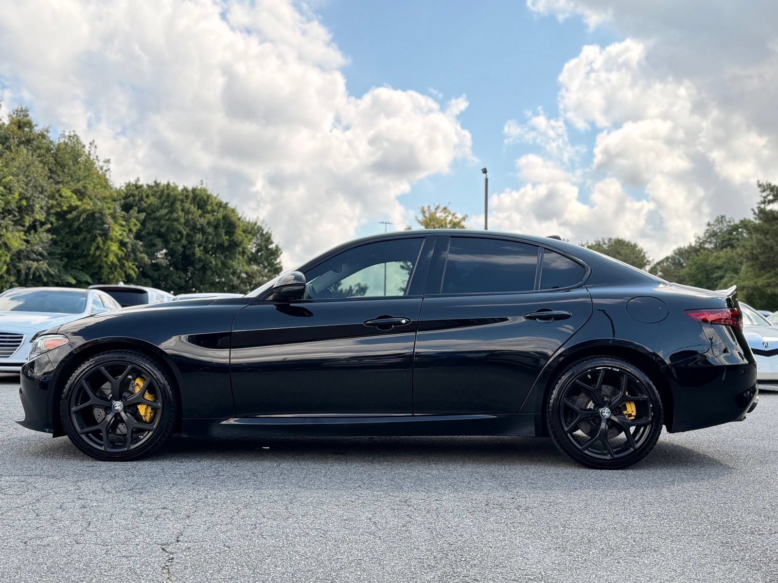 Used 2021 Alfa Romeo Giulia Ti w/ Premium Package AWD/4WD image 2