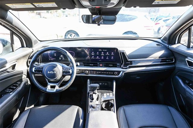 Used 2025 Kia Sportage X-Line image 12