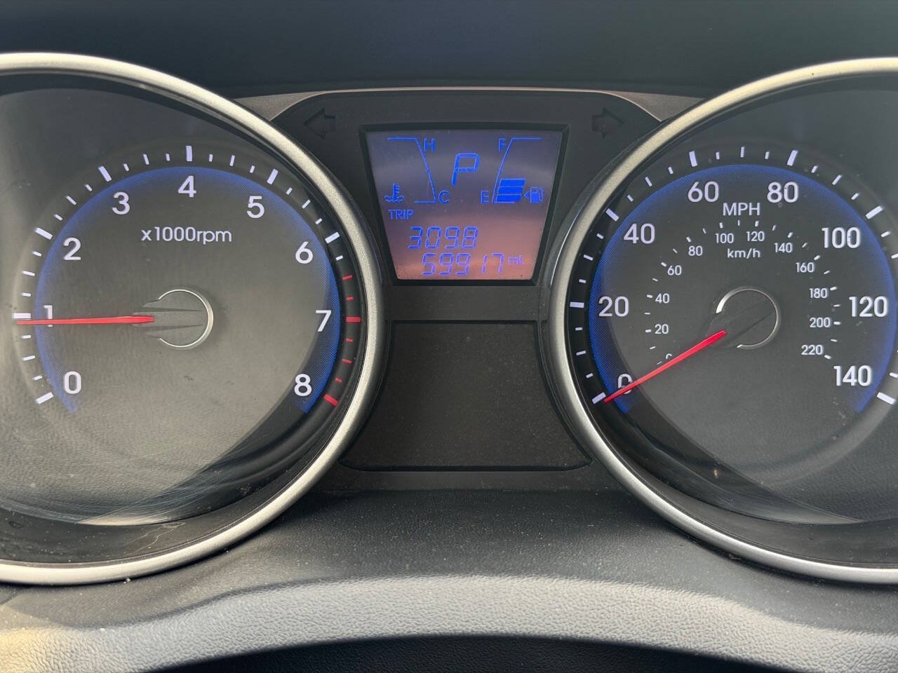 Used 2011 Hyundai Tucson GLS AWD/4WD image 10