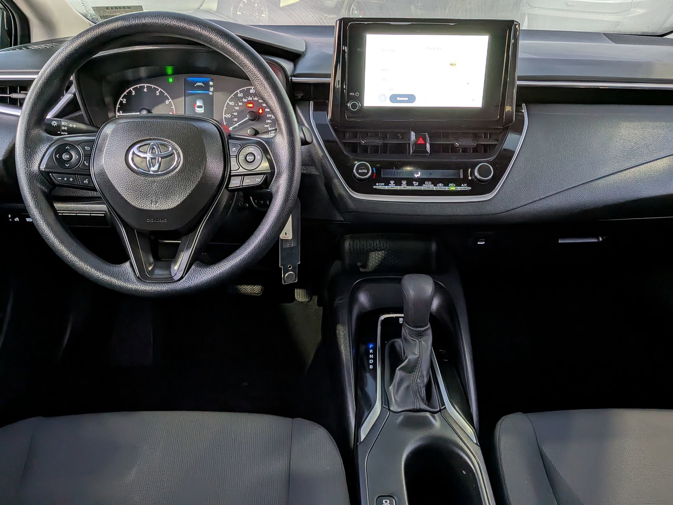 Used 2024 Toyota Corolla LE image 15