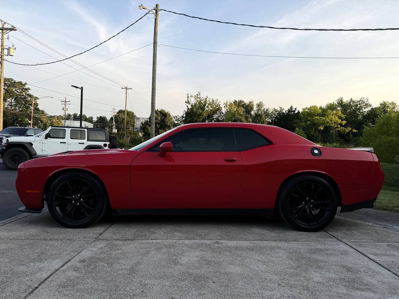 Used 2016 Dodge Challenger R/T Plus RWD image 6