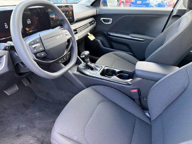 New 2027 Kia K4 FWD image 18
