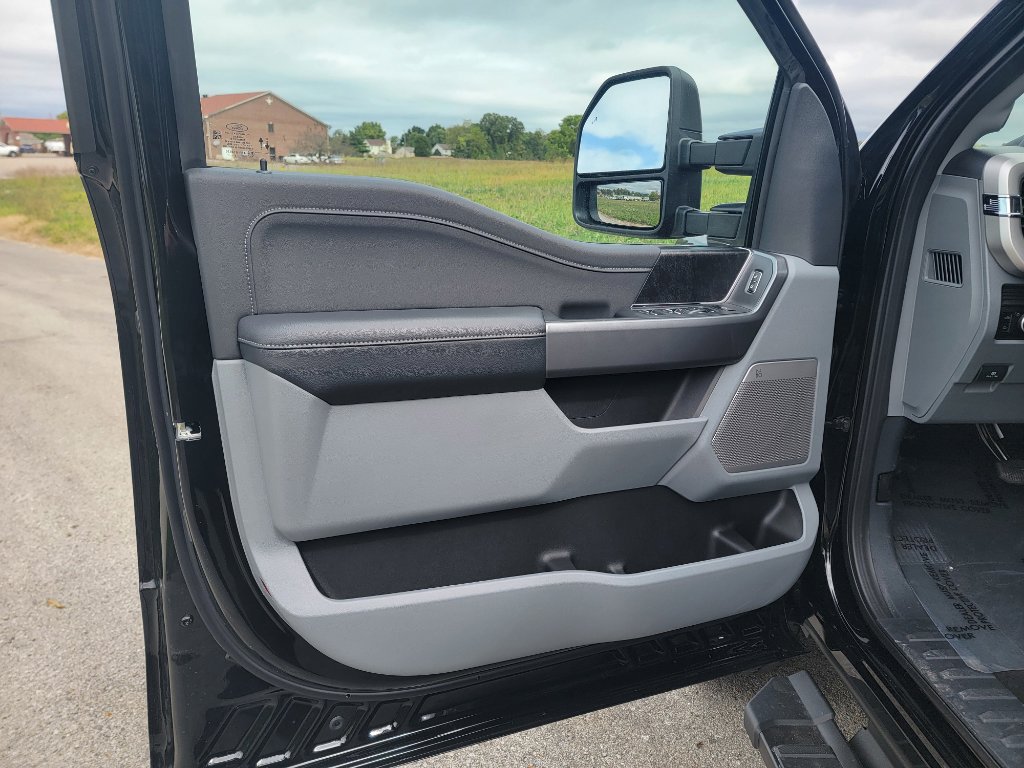 New 2026 Ford F350 XLT image 13