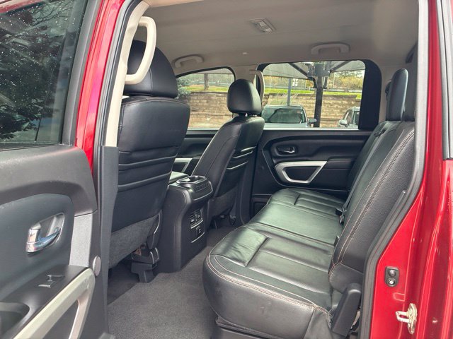 Used 2017 Nissan Titan SL AWD/4WD image 22