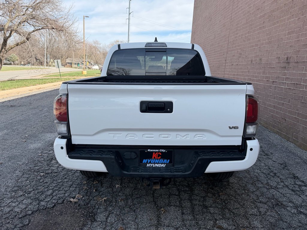 Used 2023 Toyota Tacoma TRD Sport w/ Advanced Technology Package image 4