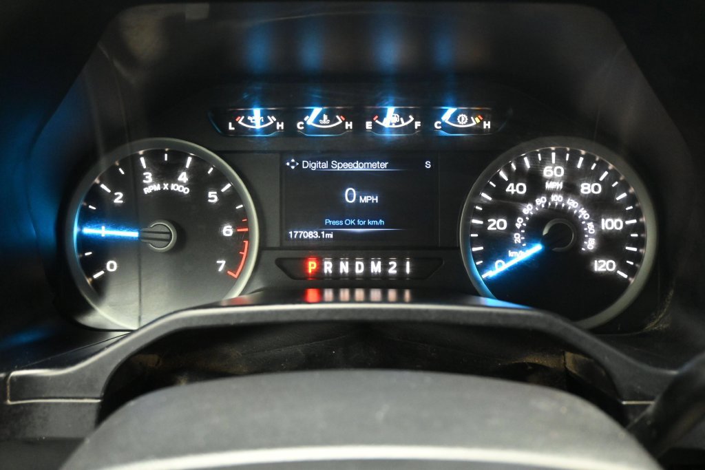 Used 2017 Ford F150 XLT w/ Equipment Group 302A Luxury AWD/4WD image 16