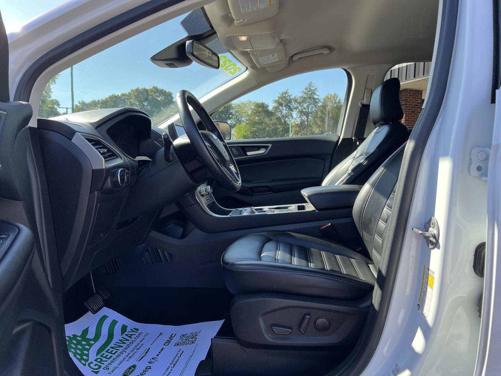 Used 2023 Ford Edge SEL image 17