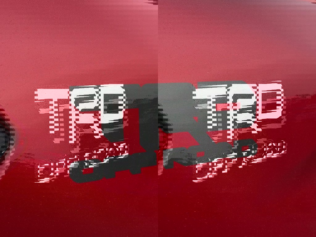 Used 2025 Toyota Tacoma TRD Off-Road image 26