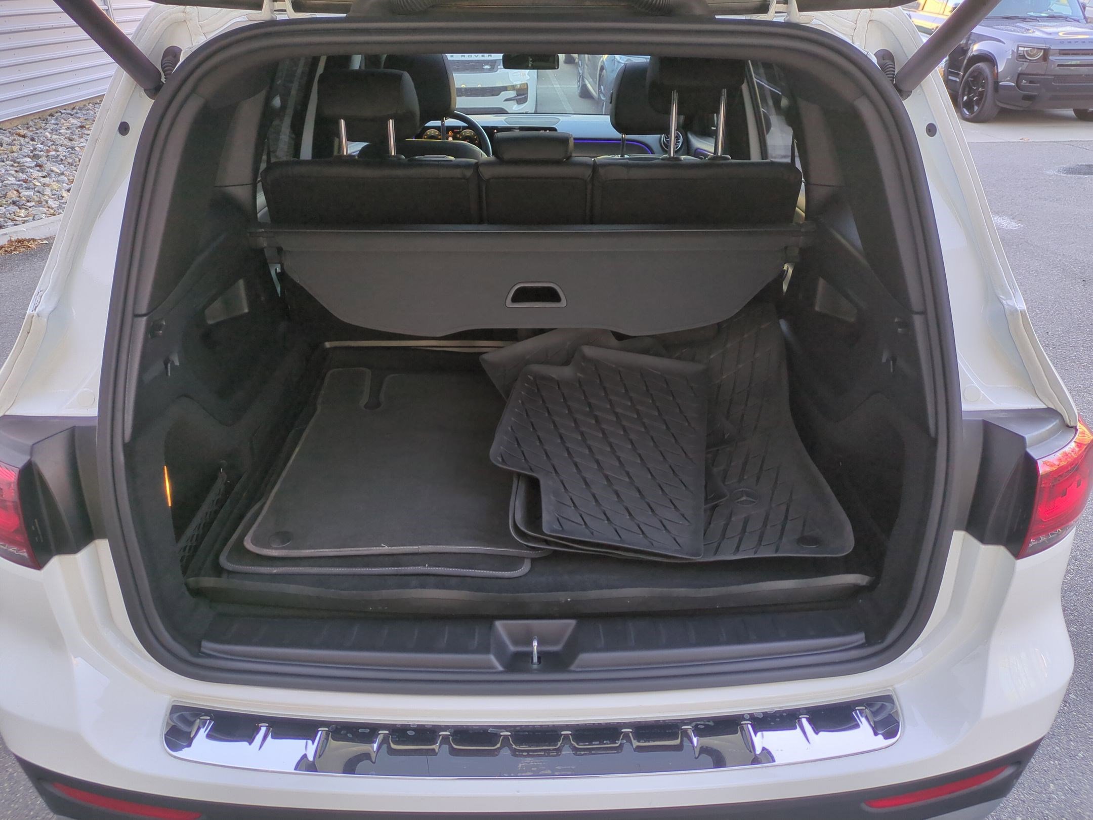 Used 2021 Mercedes-Benz GLB 250 4MATIC image 30