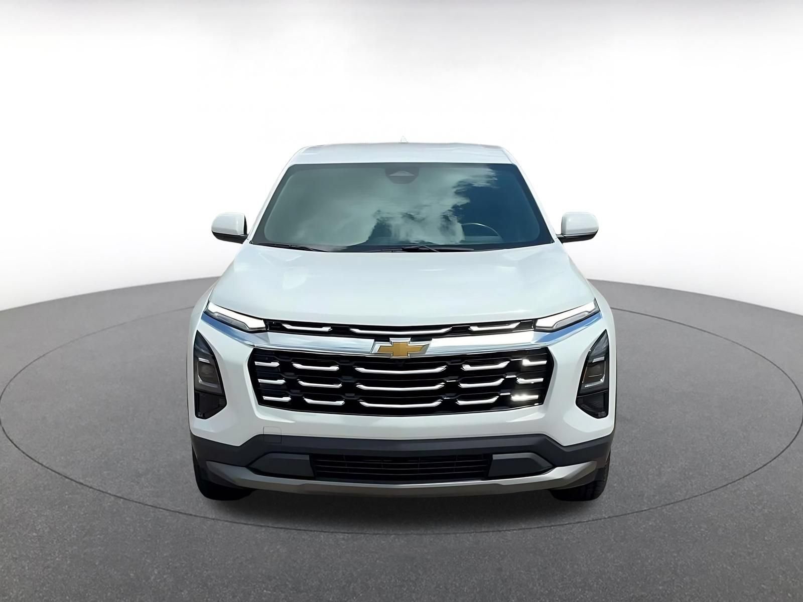 Used 2025 Chevrolet Equinox LT FWD image 4