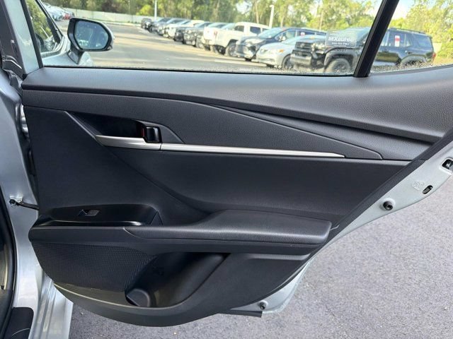 Used 2025 Toyota Camry LE FWD image 18