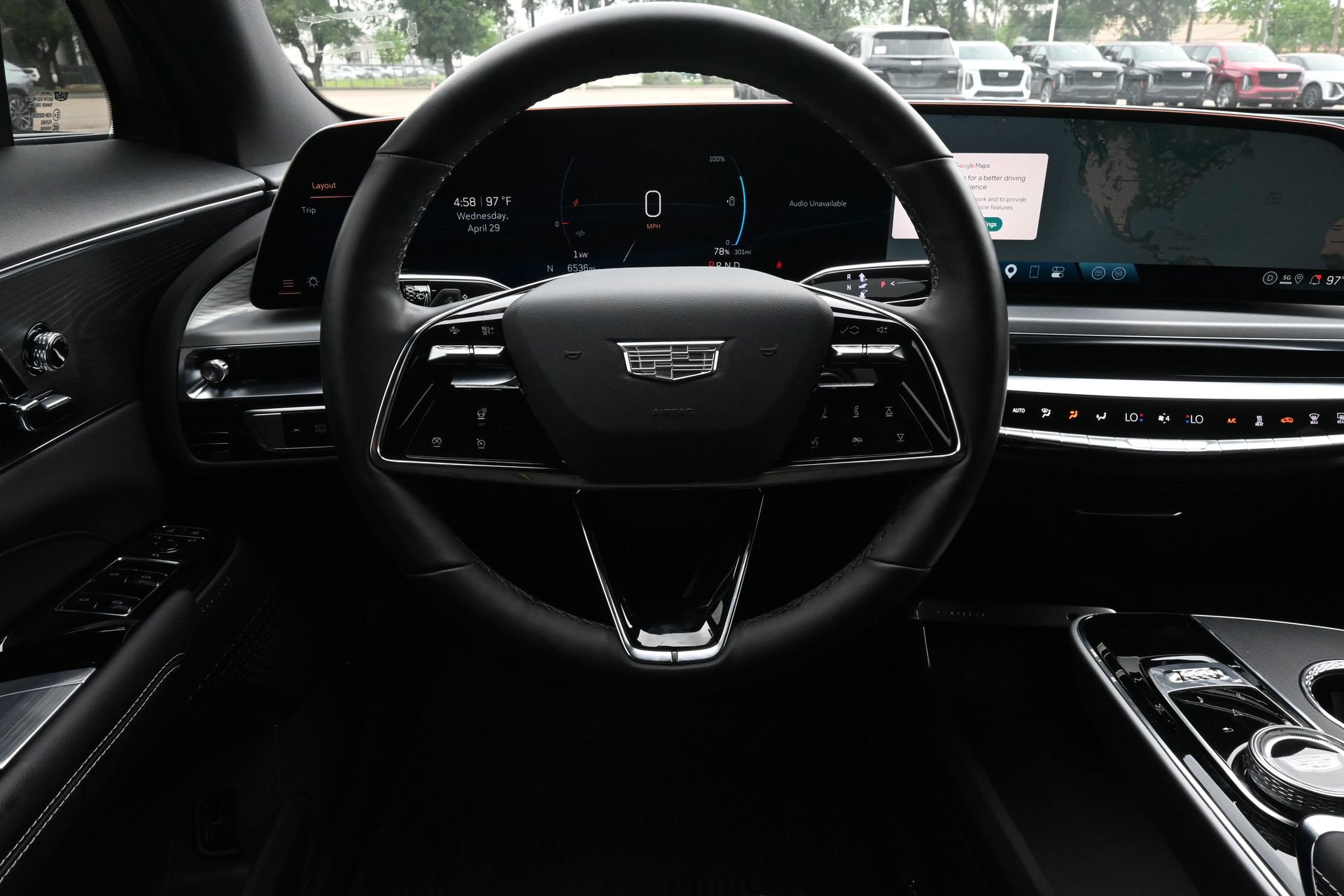 Used 2025 Cadillac Lyriq Luxury RWD image 10