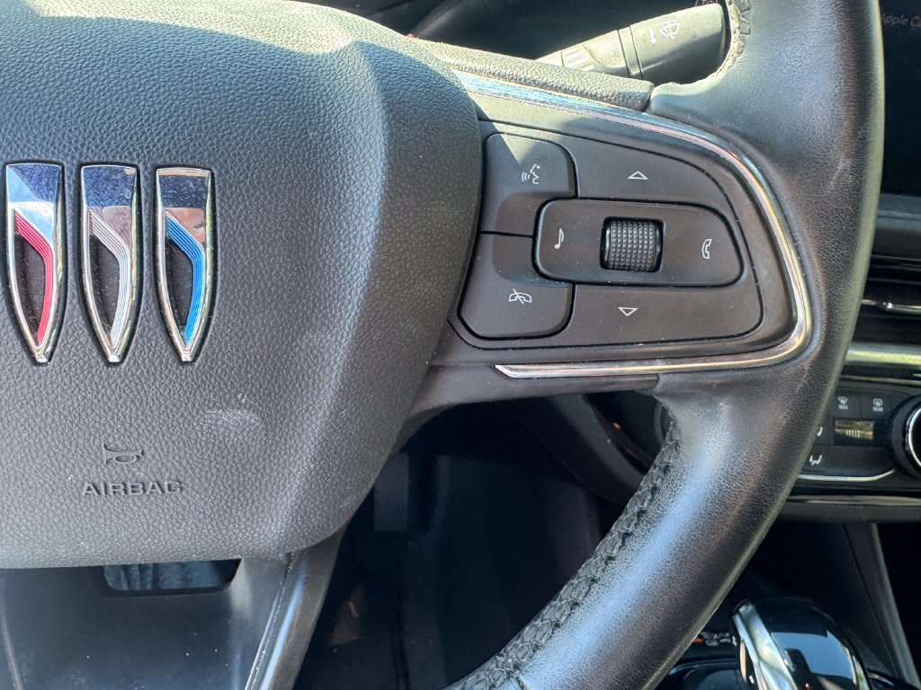 Used 2024 Buick Envista Sport Touring w/ Convenience II Package FWD image 18