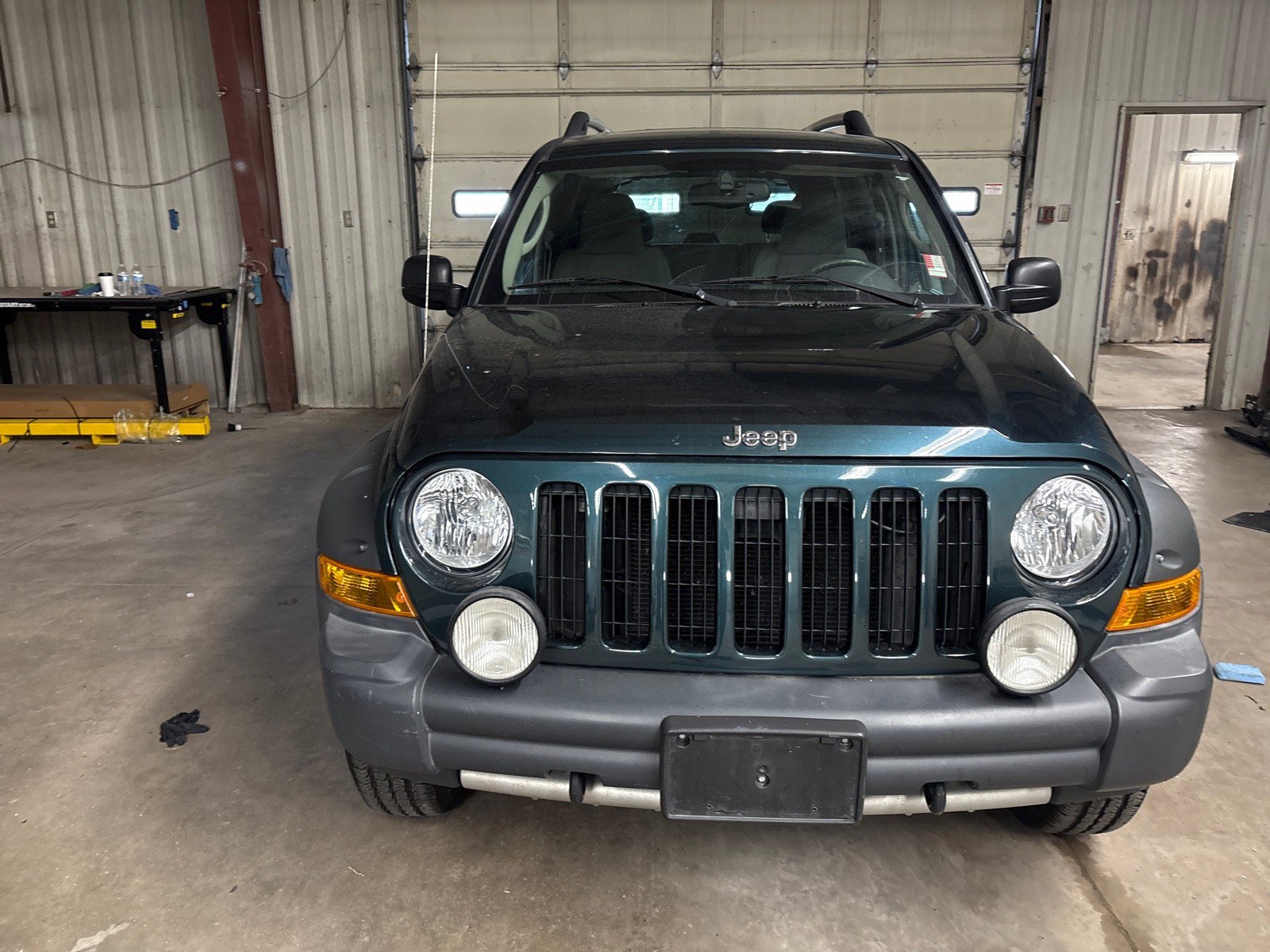 Used 2005 Jeep Liberty Renegade image 10