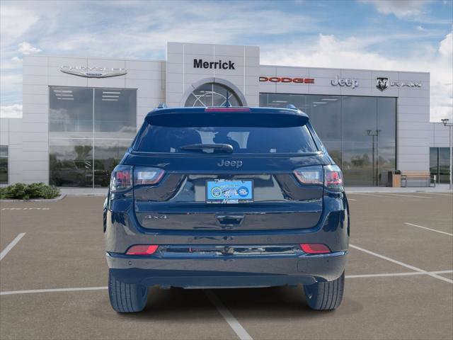 Certified 2024 Jeep Compass Limited AWD/4WD image 7