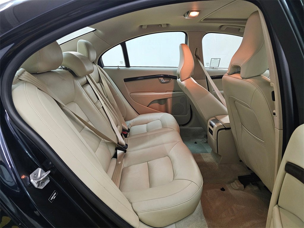 Used 2015 Volvo S80 T6 w/ Climate Package image 12