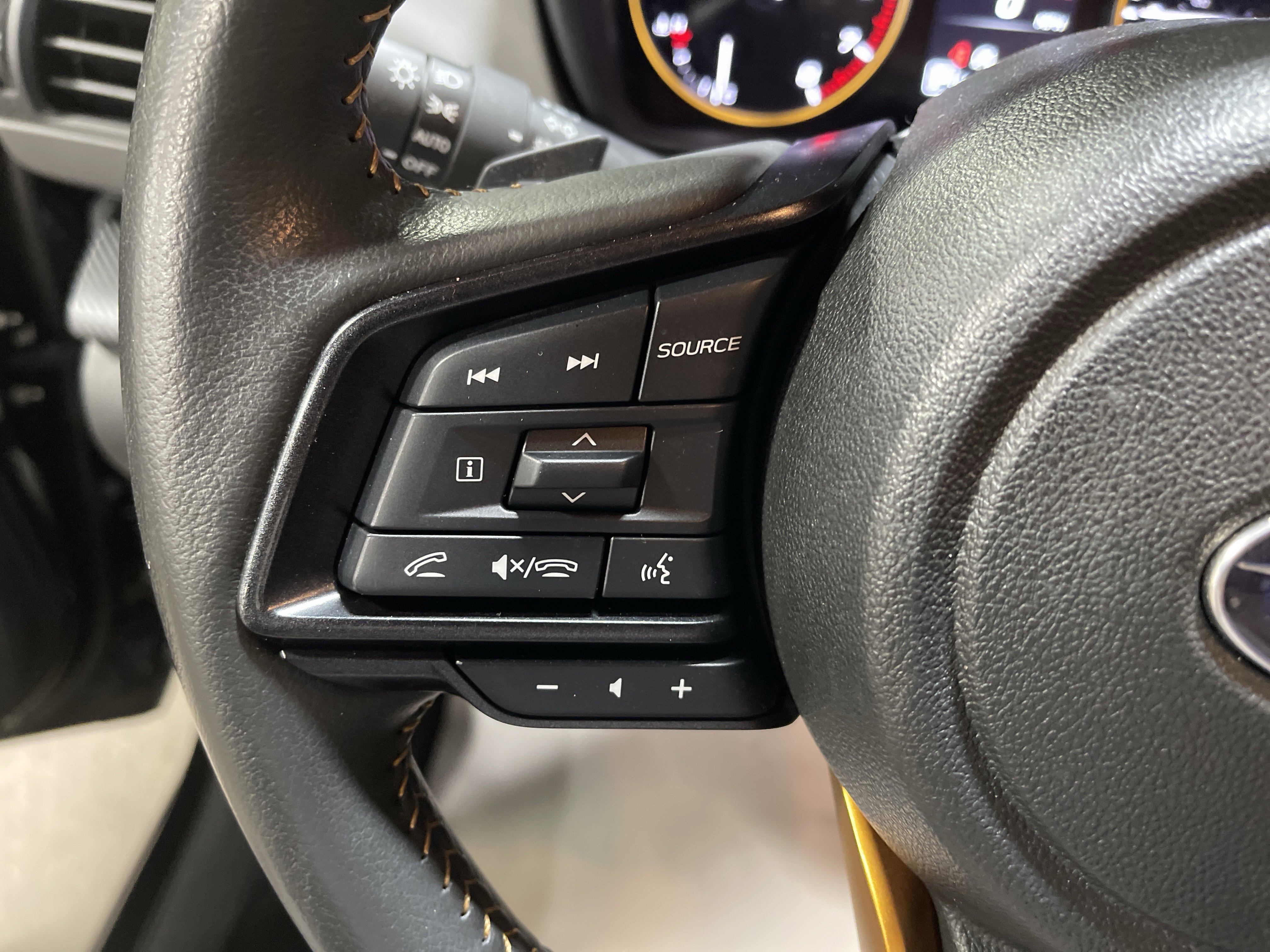 Used 2024 Subaru Crosstrek 2.5i Wilderness w/ Crosstrek Mirror Package image 19