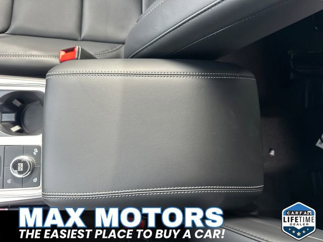 New 2024 Ford Explorer XLT w/ Equipment Group 202A image 39