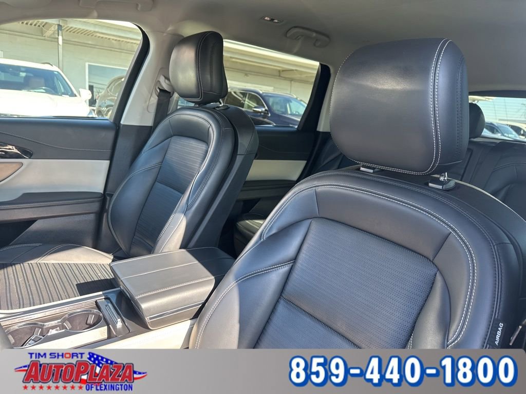 Used 2024 Lincoln Nautilus Reserve image 21