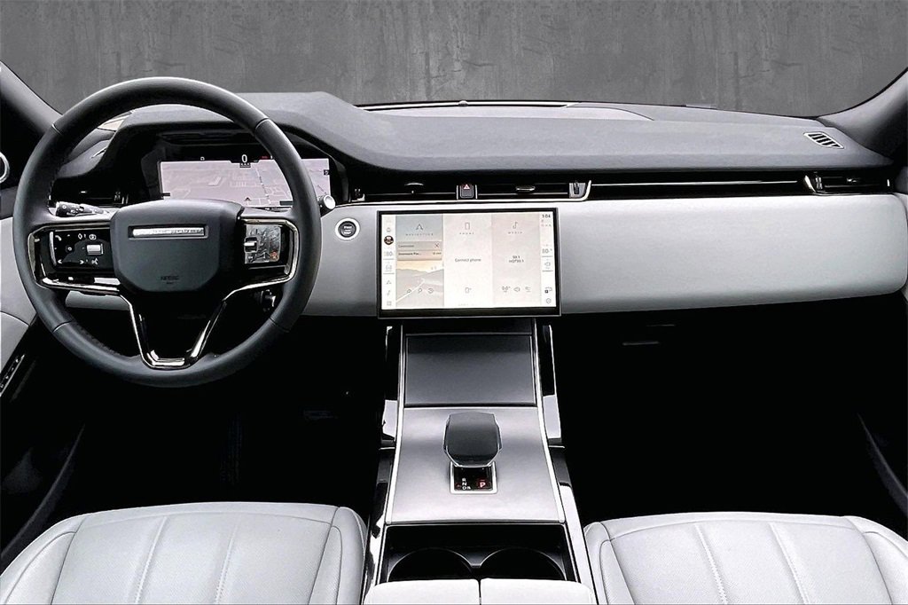 Certified 2026 Land Rover Range Rover Evoque S image 7