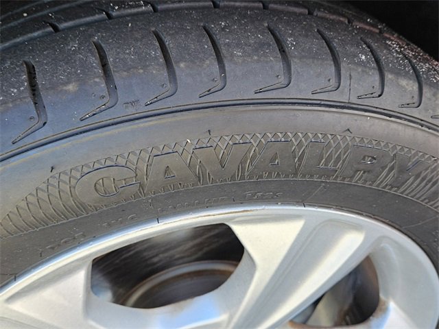 Used 2016 Ford Escape SE w/ Equipment Group 201A image 16