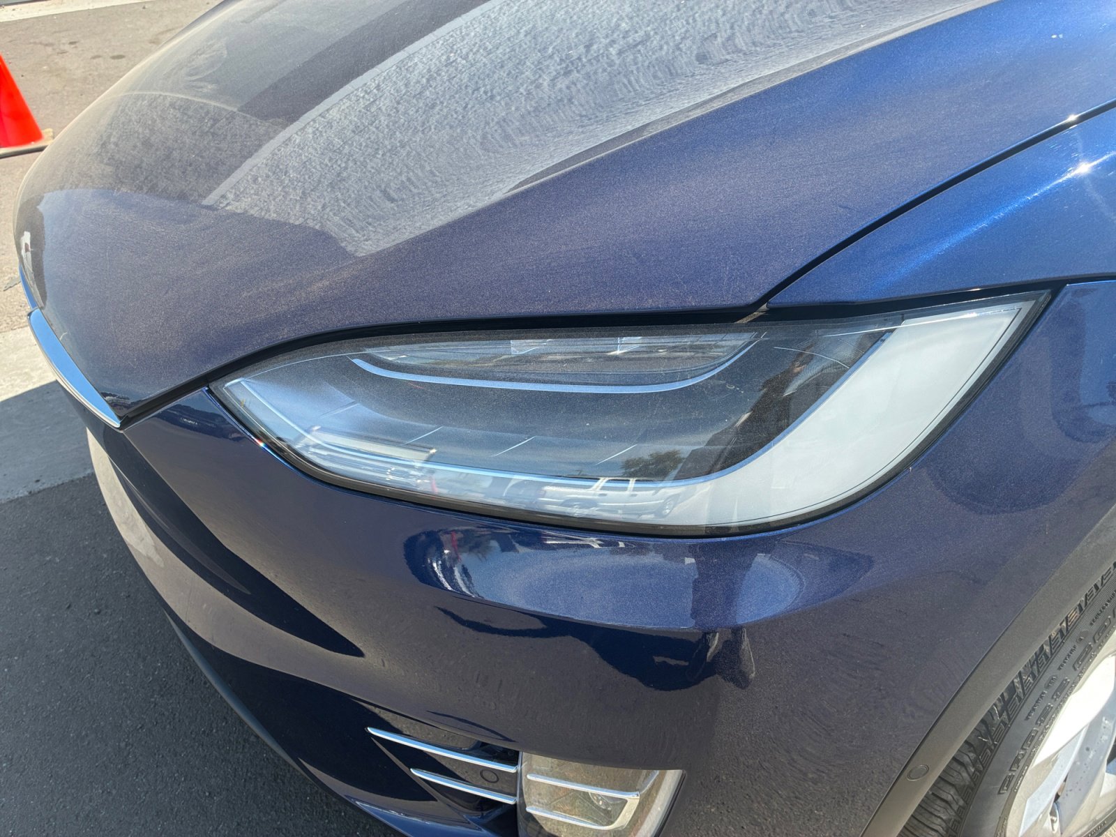 Used 2018 Tesla Model X 75D image 9