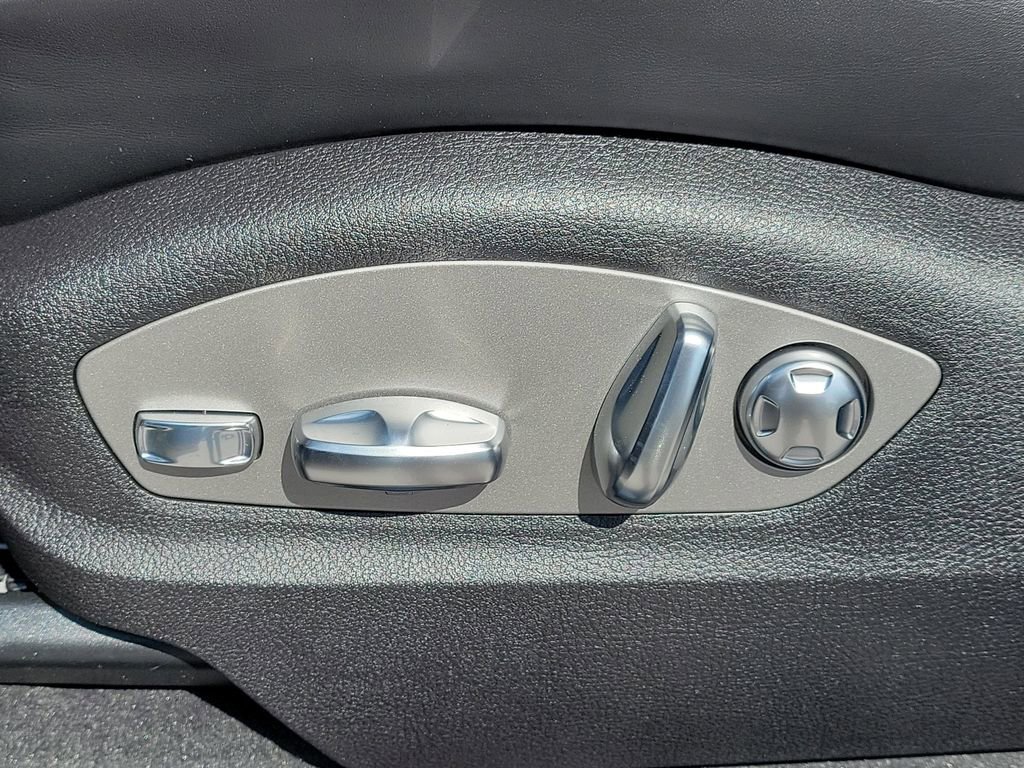 New 2026 Porsche Macan S image 29