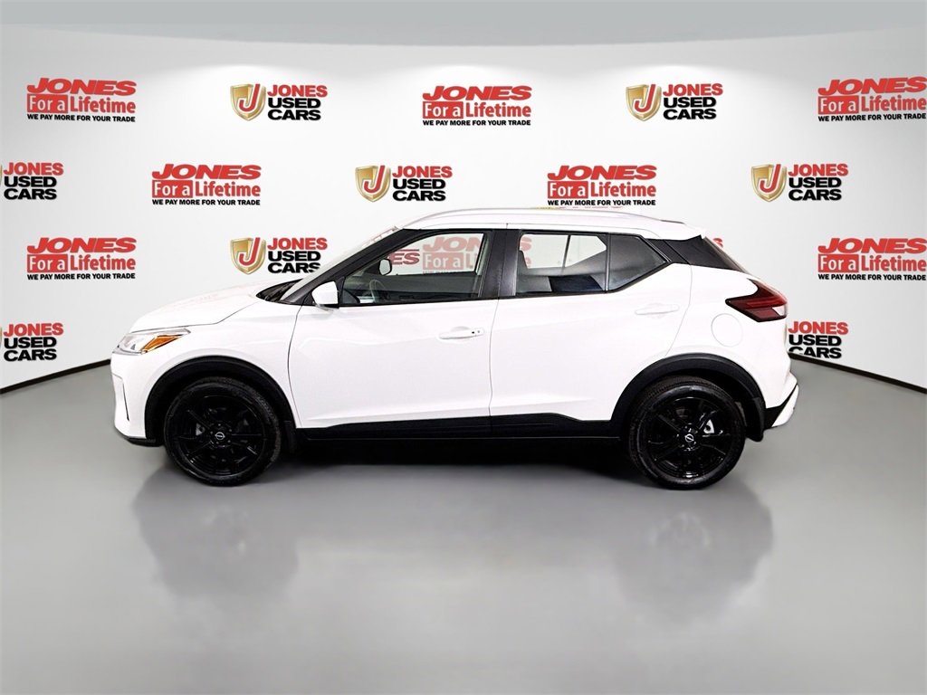 Certified 2024 Nissan Kicks SV image 13