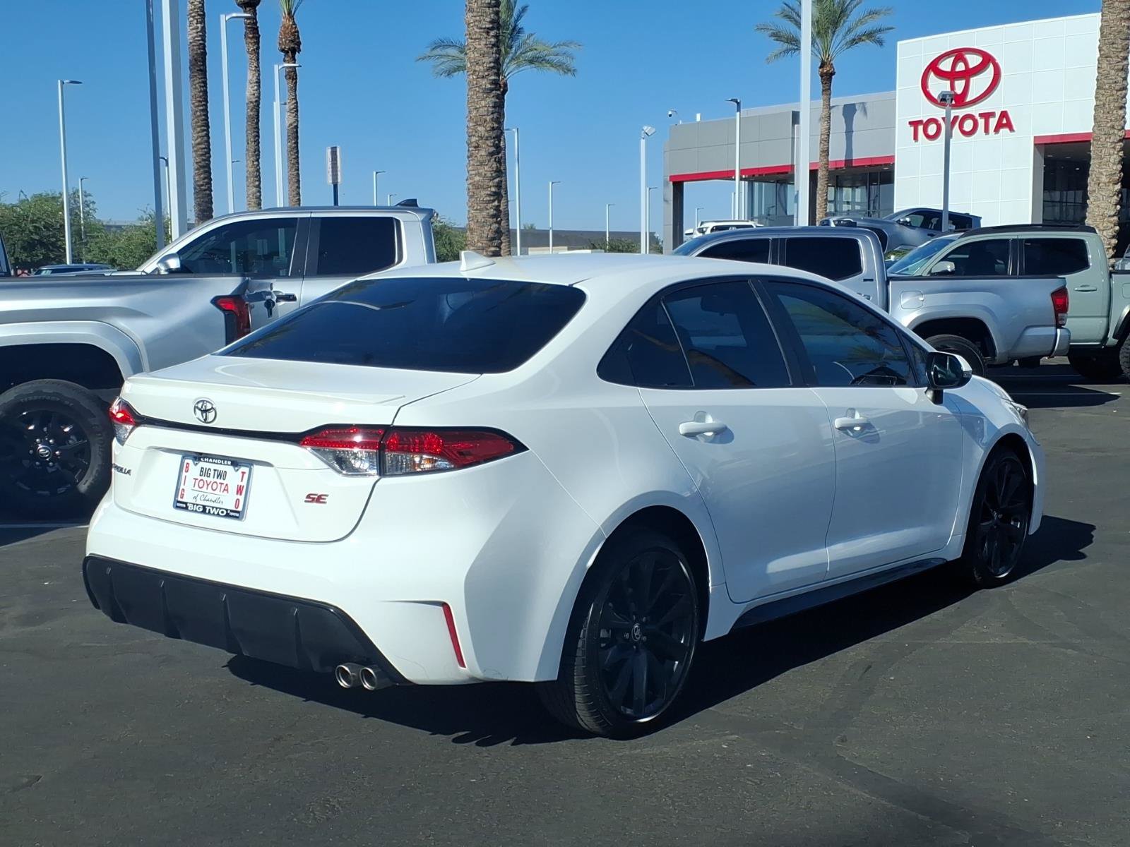 Certified 2024 Toyota Corolla SE w/ SE Convenience Package FWD image 4