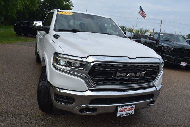 Used 2023 RAM 1500 Limited AWD/4WD image 10