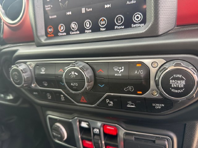 Used 2023 Jeep Gladiator Rubicon w/ LED Lighting Group AWD/4WD image 5