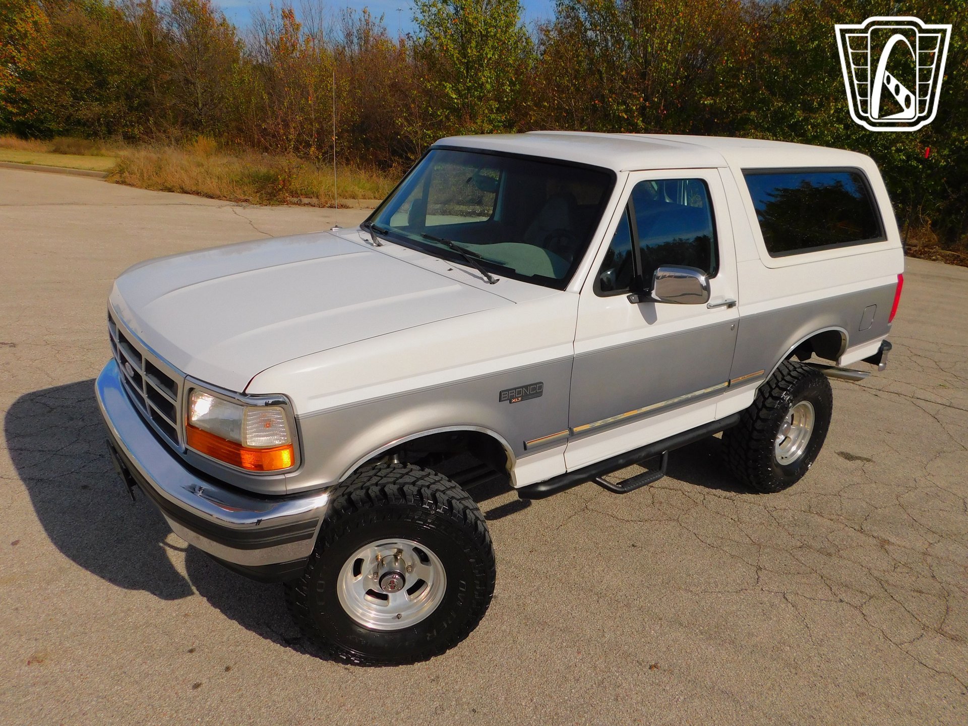 Used 1995 Ford Bronco XLT AWD/4WD image 11