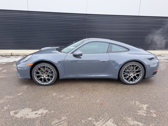 Used 2026 Porsche 911 Carrera image 2