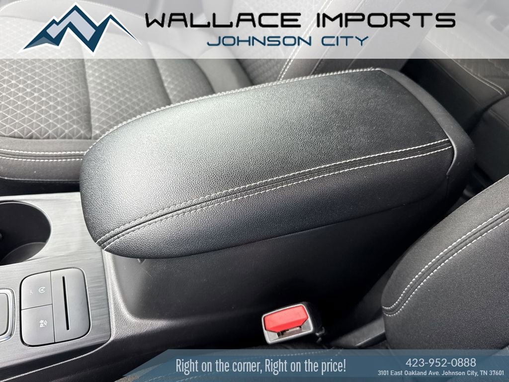 Used 2024 Ford Escape Active AWD/4WD image 19