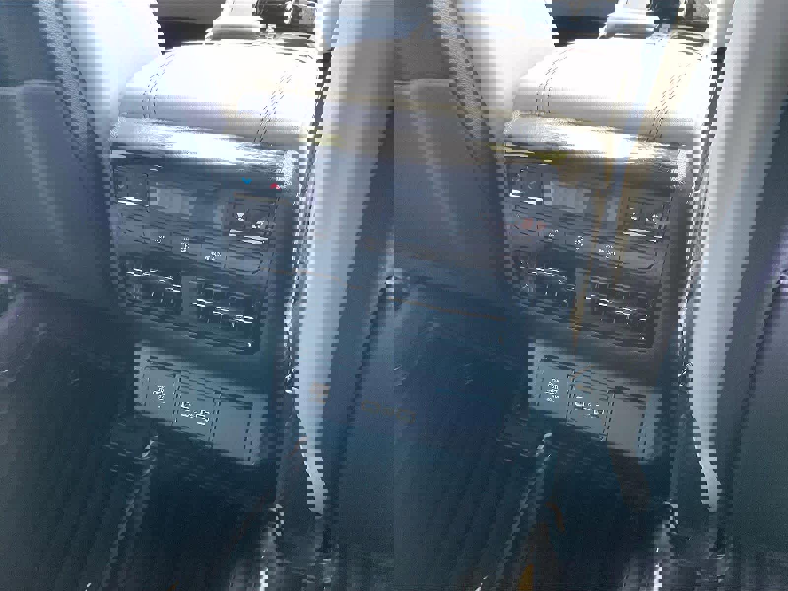 Used 2023 Acura MDX SH-AWD w/ Technology Package image 35