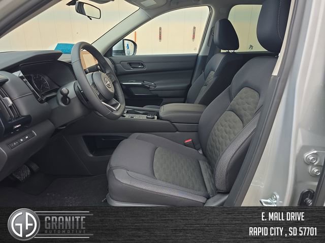 New 2025 Nissan Pathfinder SV AWD/4WD image 9