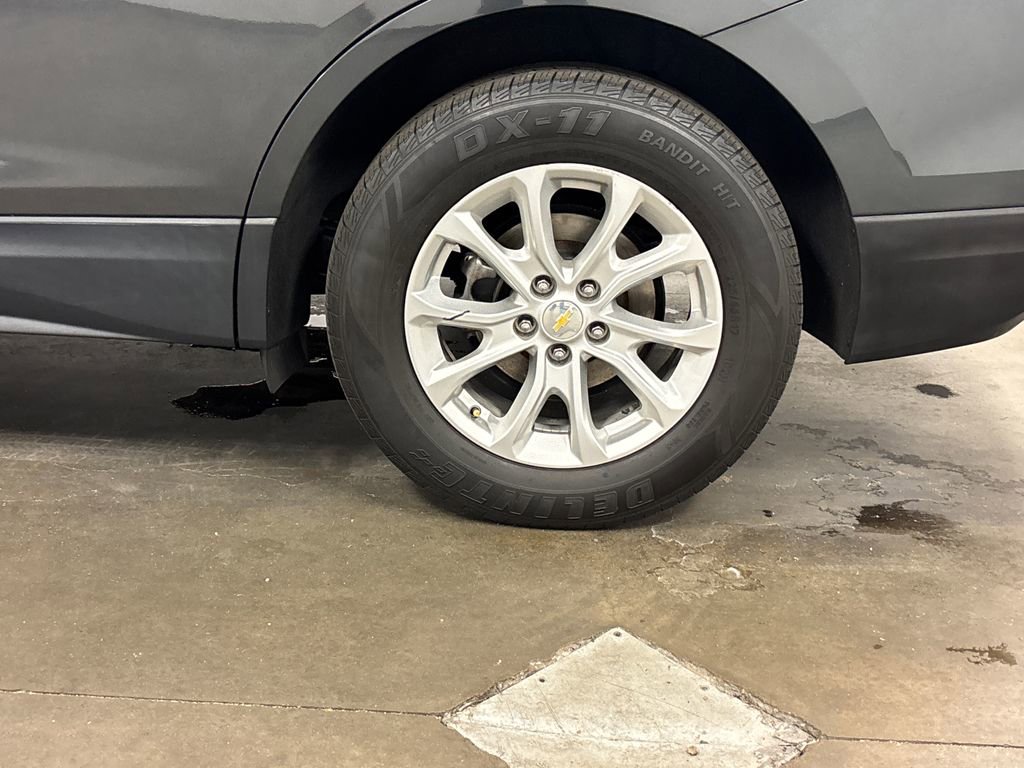 Used 2018 Chevrolet Equinox LT AWD/4WD image 12