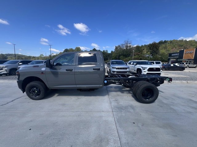 New 2026 RAM 3500 Tradesman image 6